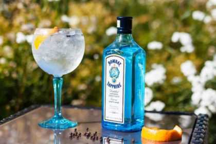 10. Джин Bombay Sapphire (крепость 47%)