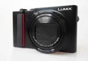 Panasonic Lumix ZS200 / TZ200 - 650$