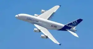 Аэробус A380 (73 м)